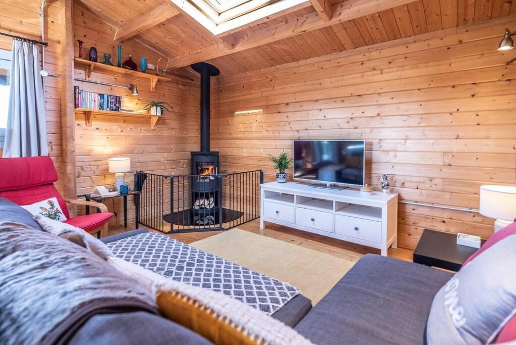 The Cabin, Parham Woodbridge